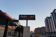 Adamas çikolata ışıklı totem tabela