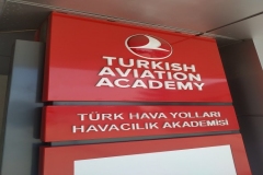 Thy Academi Giriş Totem Tabelası