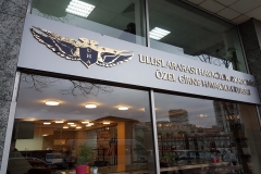 Uluslararası Havacılık Akademisi Özel Girne Havacılık Kursu Tabela